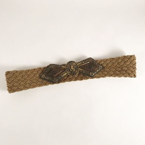 Gold Woven Fabric Belt with Beautiful Metal Clasp - Picture 2 of 4